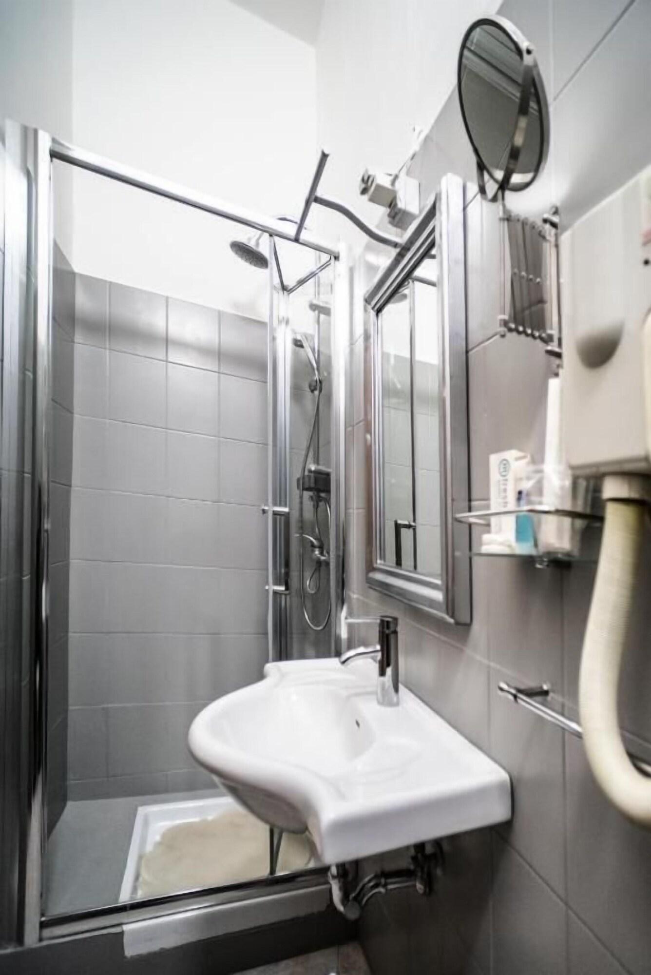 Merulana Star Gasthuis 3*